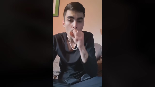 pollonxxlhot  23-03-2022